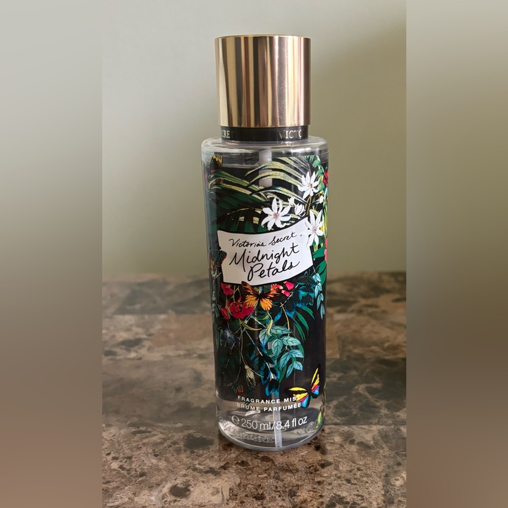 Victoria's Secret Midnight Petals Body Fragrance Mist 8.4oz Rare Beauty New